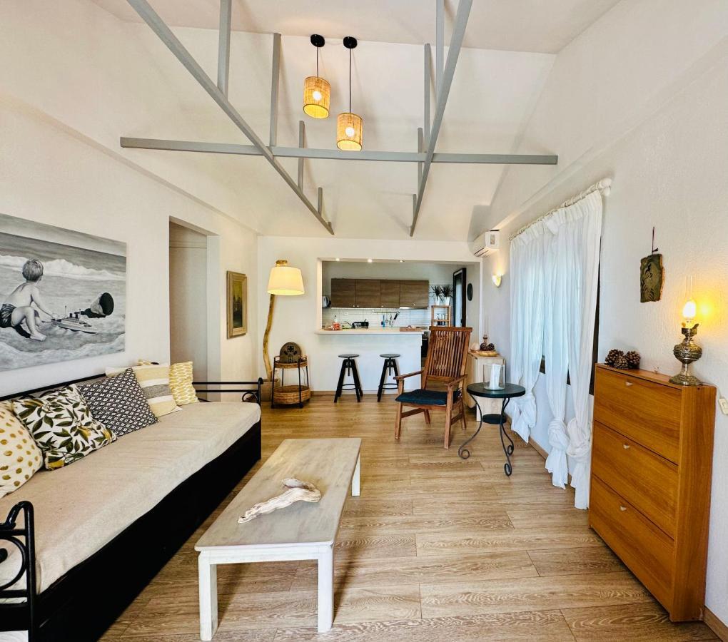 Anastasias Cottage Nea Iraklia Exterior photo